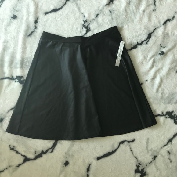 Black Faux Leather A-Line Skirt - Picture 4 of 5